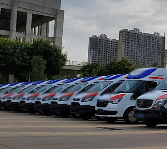 都兰县服务车队展示